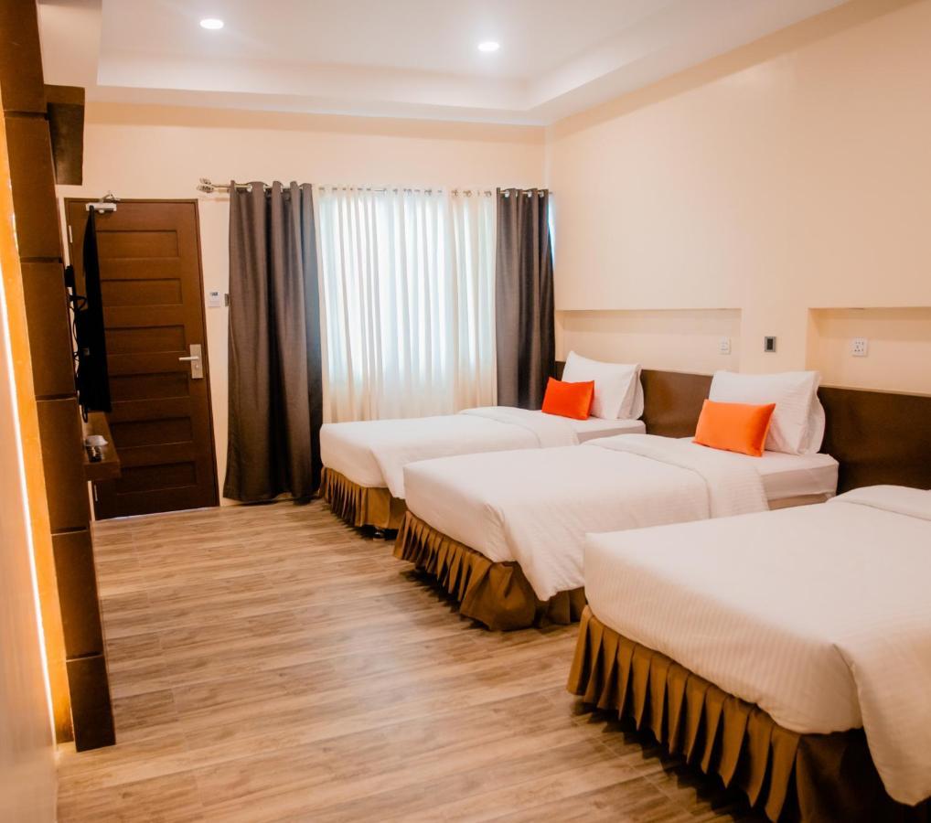 Port Royale Waterpark Resort Dumaguete City Bagian luar foto